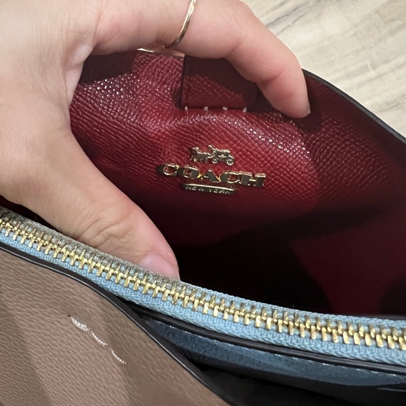 Coach purse - Picture 10 of 11